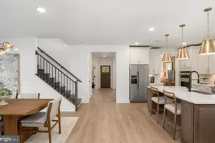 18452 Sugar Snap Cir, Leesburg, VA 20176 - Photo 5