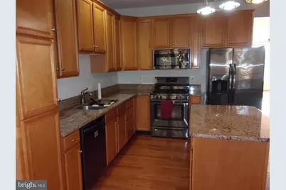 25929 Kirkwood Square, Chantilly, VA 20152 - Photo 5
