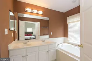 44269 Cornish Ln, Ashburn, VA 20147 - Photo 9