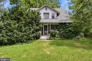 501 W Main St, Purcellville, VA 20132 - Photo 1