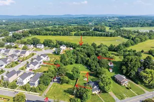 23 S Locust St, Lovettsville, VA 20180 - Photo 5