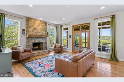 18585 Montague Place, Purcellville, VA 20132 - Photo 3