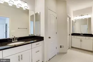 42524 Benfold Square, Brambleton, VA 20148 - Photo 31
