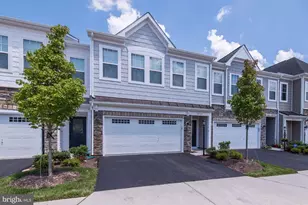 42524 Benfold Square, Brambleton, VA 20148 - Photo 5