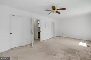 27 Aldridge Ct, Sterling, VA 20165 - Photo 13