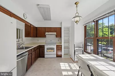 27 Aldridge Court, Sterling, VA 20165 - Photo 3