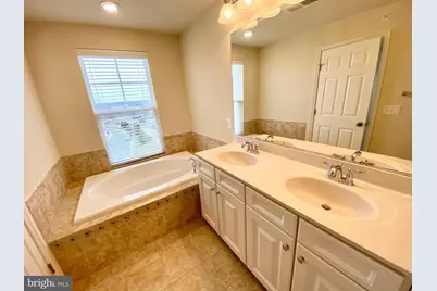 24622 Seacliff Terrace, Aldie, VA 20105 - Photo 33