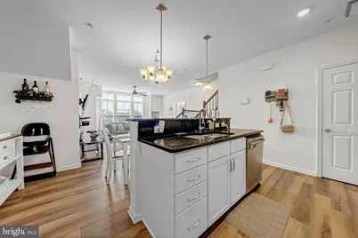 43491 Town Gate Square, Chantilly, VA 20152 - Photo 17