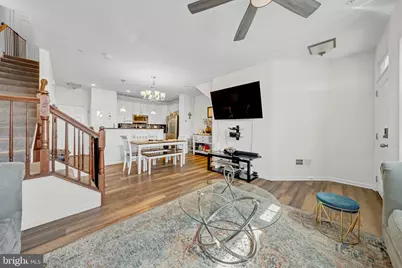 43491 Town Gate Square, Chantilly, VA 20152 - Photo 9