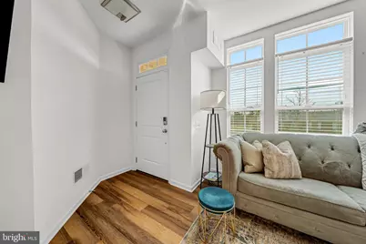 43491 Town Gate Square, Chantilly, VA 20152 - Photo 5