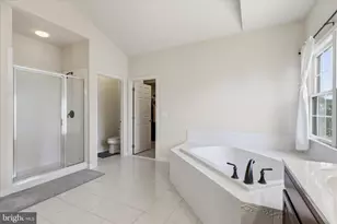 22796 Watson Heights Cir, Ashburn, VA 20148 - Photo 27