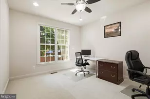 22796 Watson Heights Cir, Ashburn, VA 20148 - Photo 19