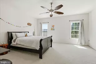 22796 Watson Heights Cir, Ashburn, VA 20148 - Photo 29