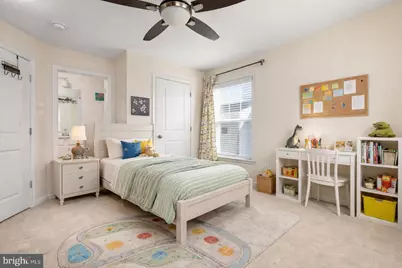 42304 Lancaster Woods Square, Chantilly, VA 20152 - Photo 17