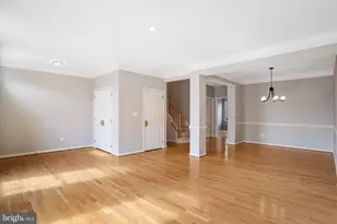 22616 Welborne Manor Square, Ashburn, VA 20148 - Photo 9