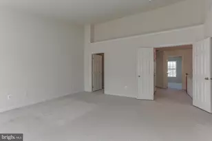 22616 Welborne Manor Square, Ashburn, VA 20148 - Photo 19