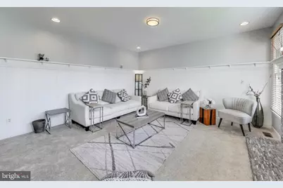 42647 Harris Street, Chantilly, VA 20152 - Photo 17