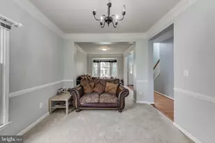 42647 Harris St, Chantilly, VA 20152 - Photo 9
