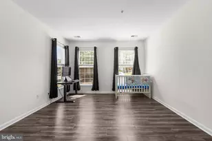 25300 Lake Mist Square, Chantilly, VA 20152 - Photo 43