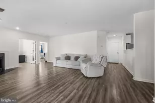 25300 Lake Mist Square, Chantilly, VA 20152 - Photo 15
