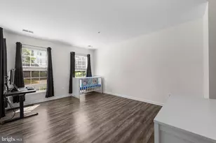 25300 Lake Mist Square, Chantilly, VA 20152 - Photo 39