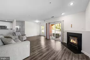 25300 Lake Mist Square, Chantilly, VA 20152 - Photo 19