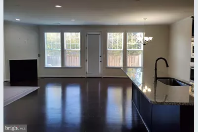 42513 Benfold Square, Brambleton, VA 20148 - Photo 5
