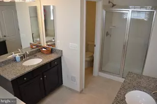 42513 Benfold Square, Brambleton, VA 20148 - Photo 33