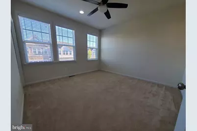 42513 Benfold Square, Brambleton, VA 20148 - Photo 29