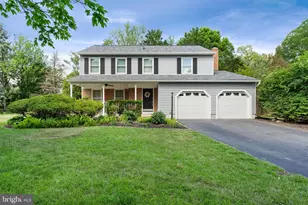 1801 Lisa Gaye Dr, Sterling, VA 20164 - Photo 3