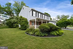 1801 Lisa Gaye Dr, Sterling, VA 20164 - Photo 5