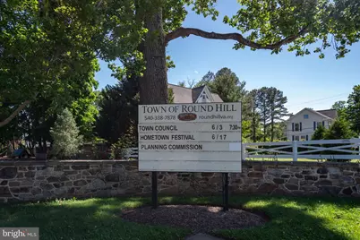18 E Loudoun Street, Round Hill, VA 20141 - Photo 45