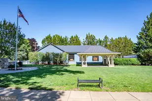 18 E Loudoun St, Round Hill, VA 20141 - Photo 49