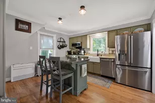 18 E Loudoun St, Round Hill, VA 20141 - Photo 13