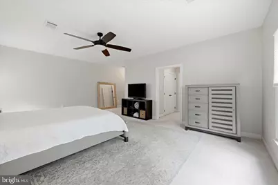 1202 Hawling Place SW, Leesburg, VA 20175 - Photo 27