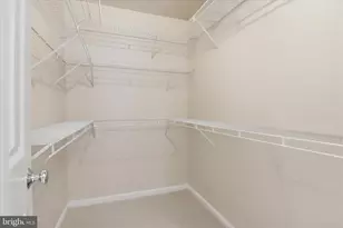 20385 Bowfonds St, Ashburn, VA 20147 - Photo 23