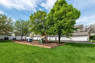 20362 Hartwell St, Ashburn, VA 20147 - Photo 37