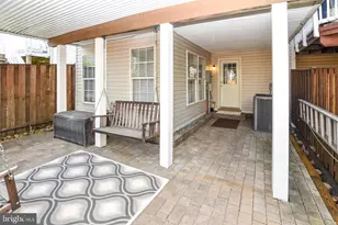 25474 Brickell Dr, Chantilly, VA 20152 - Photo 33