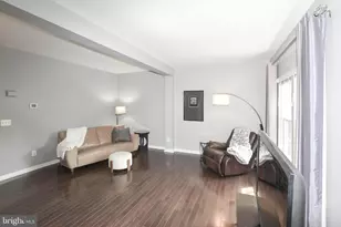 25474 Brickell Dr, Chantilly, VA 20152 - Photo 13