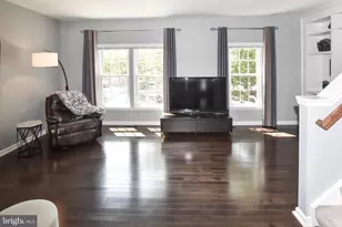 25474 Brickell Dr, Chantilly, VA 20152 - Photo 15