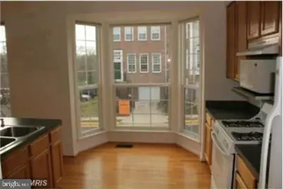45671 SW Waterloo Station, Sterling, VA 20166 - Photo 3