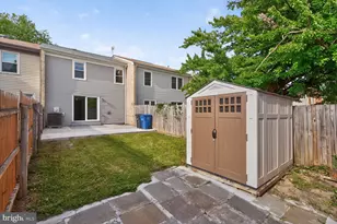 564 Crestwood St SW, Leesburg, VA 20175 - Photo 15