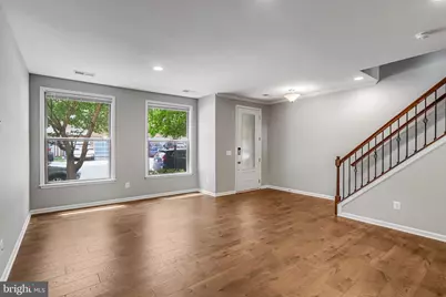 42274 Hampton Woods Terrace, Ashburn, VA 20148 - Photo 3