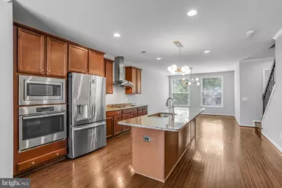 42274 Hampton Woods Terrace, Ashburn, VA 20148 - Photo 9