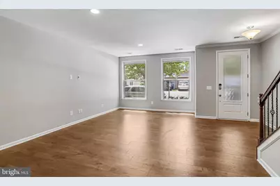 42274 Hampton Woods Terrace, Ashburn, VA 20148 - Photo 7