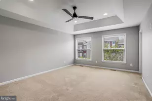 42274 Hampton Woods Terrace, Ashburn, VA 20148 - Photo 19