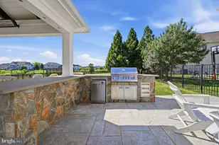 23222 Hemmingford Cir, Sterling, VA 20166 - Photo 31