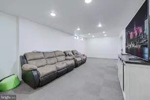 30 Fenton Wood Dr, Sterling, VA 20165 - Photo 31