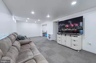 30 Fenton Wood Dr, Sterling, VA 20165 - Photo 29
