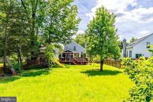 30 Fenton Wood Dr, Sterling, VA 20165 - Photo 37